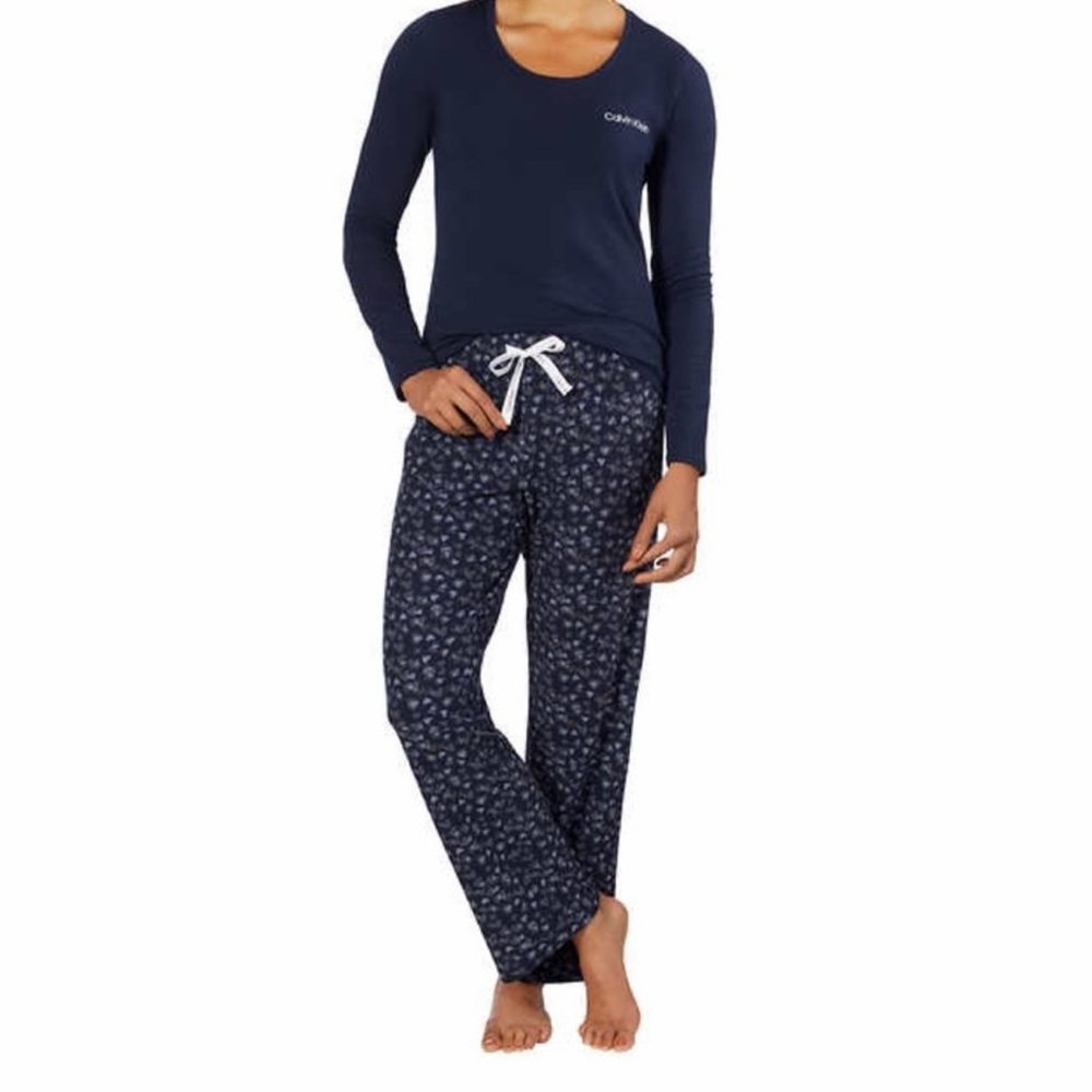 Calvin Klein Long Sleeve Crew Neck and Pant Set Size S